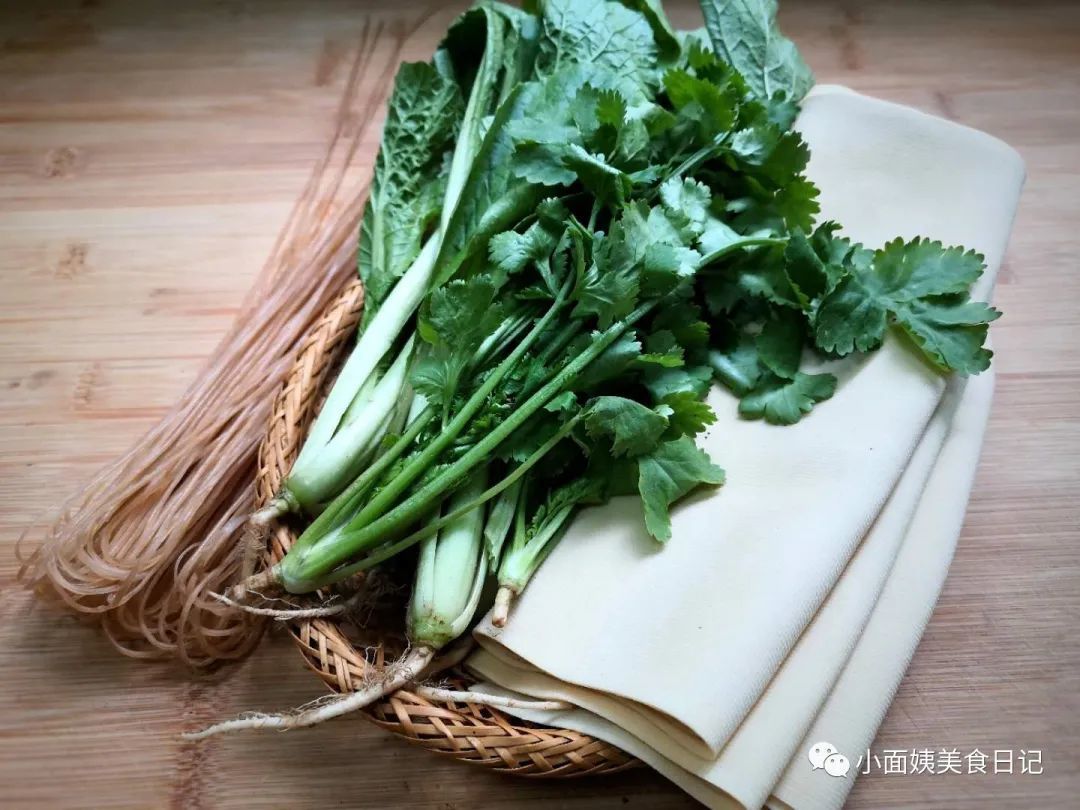 豆腐皮和粉条，秋天这样吃实在太香了，可以配饭吃，还能当主食！