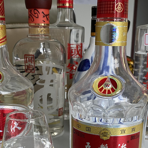 【送礼or自饮】盘点准千元级白酒选购指南！