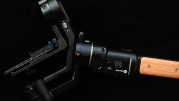 好物分享 篇十七：极易上手的入门相机手持稳定器—飞宇AK2000C相机稳定器分享 