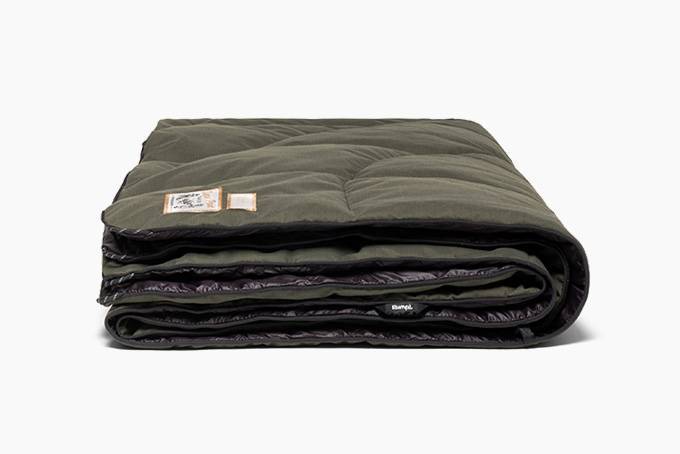 野营防火新品：snow peak x Rumpl 打造 Takibi Blanket 特制阻燃毯