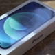 iPhone 12 垃圾桶蓝开箱，这颜色是否真的不惹人喜欢？（普通消费者第一手报告）