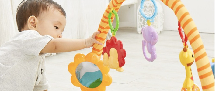  宝宝0-6个月实用玩具推荐，让玩具陪伴宝宝不无聊～