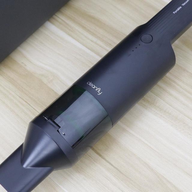 清蜓便携随手吸尘器体验，小身材+大吸力：价格不贵体验香