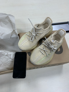 adidas yeezy 350 亚麻