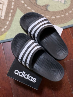 adidas DURAMO SLIDE