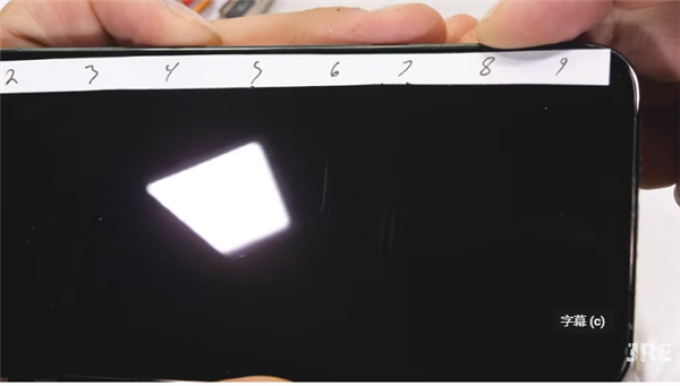 Iphone 12 Pro屏幕 镜头玻璃依旧不耐划 火烧和刚性测试惊喜 手机 什么值得买