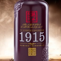 在招待重要客户的酒桌上，我能不能用老白干1915代替茅台酒？