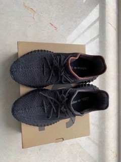 adidas yeezy 350v2黑