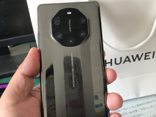 终于拿到华为Mate40RS了