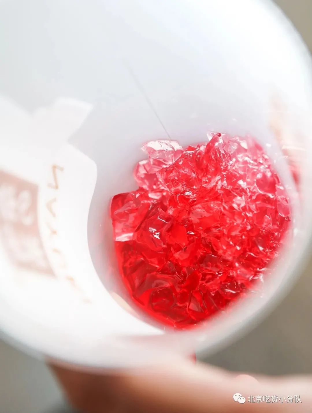 奈雪推出史上第1杯水果奶茶，霸榜一周
