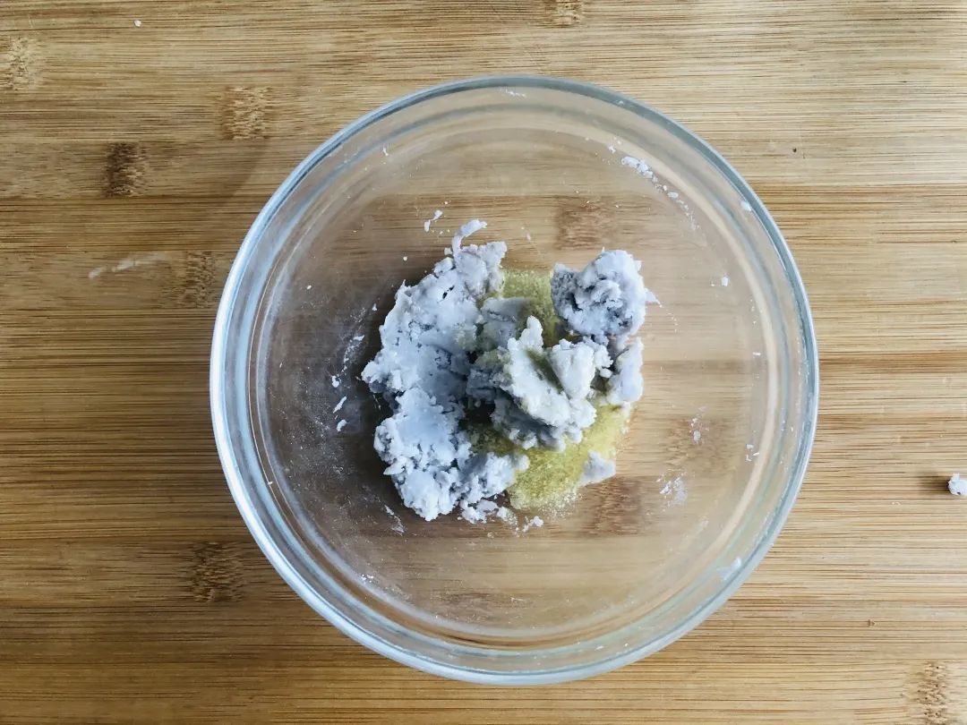 最近特别火爆的「咸蛋黄肉松爆浆芋泥蛋糕」配方揭秘了！