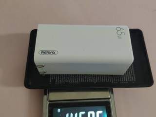 超值remax氮化镓充电器1a1c65w