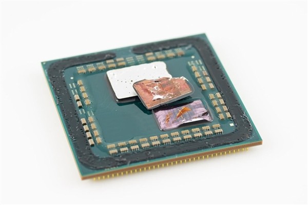 AMD锐龙5 5600X开盖：内核一览无余，拍到大量珍贵画面