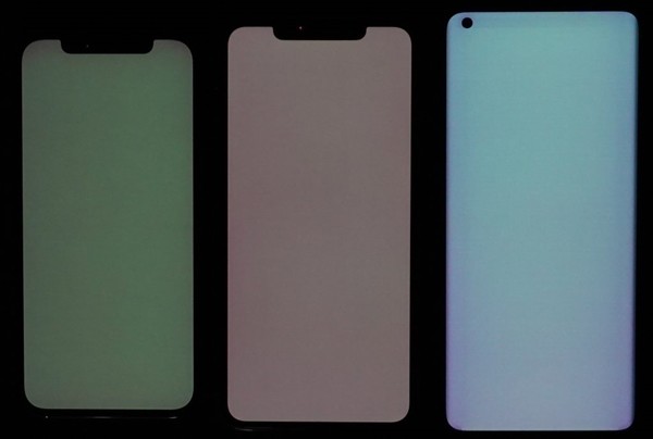 色彩均匀度，从左到右：苹果iPhone 12 Pro、苹果iPhone 11 Pro Max、OnePlus 8 Pro