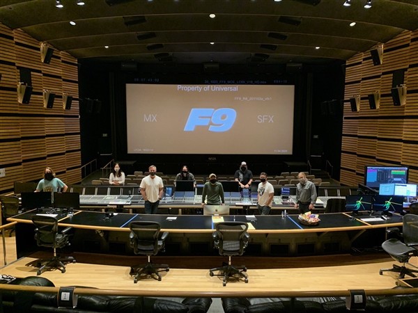 《速度与激情9》导演曝照宣布后期制作已完成，将在半年后上映。整个系列在第11部后迎来完结