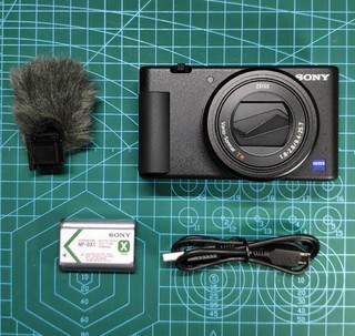 SONY侧翻屏VLOG相机ZV-1