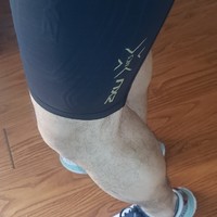 铁人三项 篇二十一：2XU MCS短款开箱，不知道该不该买的装备，穿着感受超越长裤