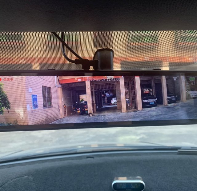 更大更爽-流媒体盯盯拍E5有感