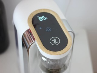 幸福感小家电：可以泡茶的鸣盏即热饮水机