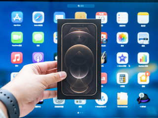 iPhone 12 Pro 众测简单开箱