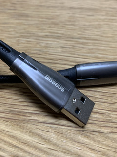 倍思双USB充电头+超长充电线