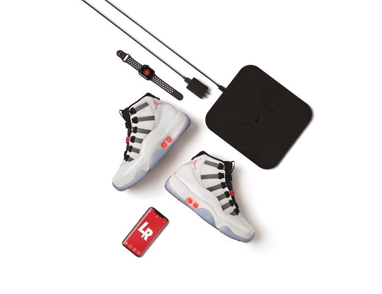 面向未来的经典球鞋：AIR JORDAN XI 即将推出 Adapt​ 自动鞋带版本 