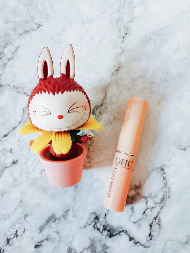 润到爆的护唇膏，我只要DHC