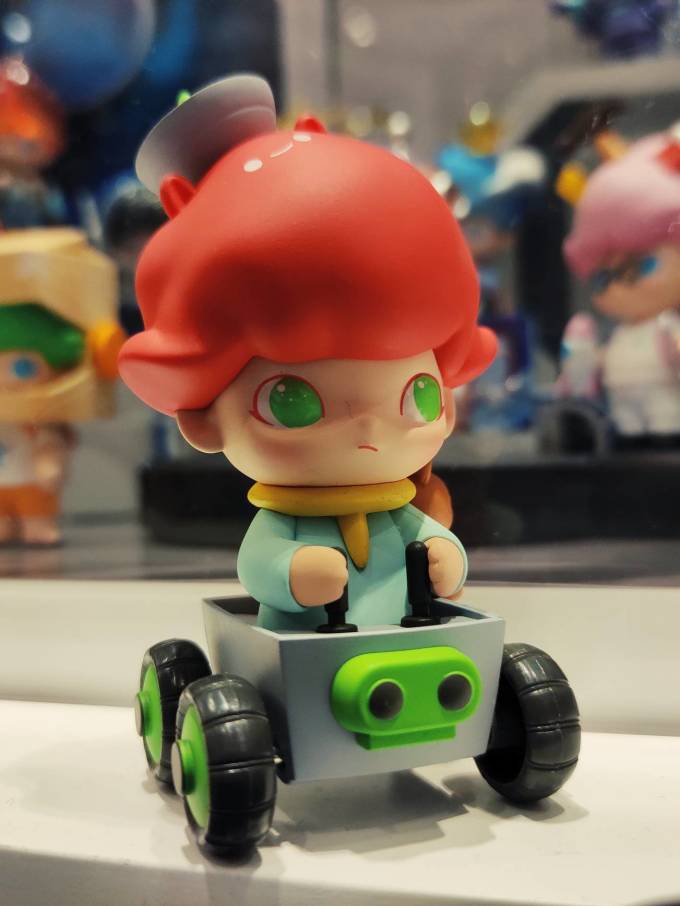 泡泡玛特凌乱系列