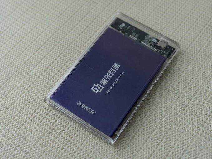 紫光存储硬盘