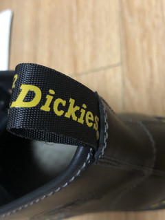 237入手的dickies马丁靴。
