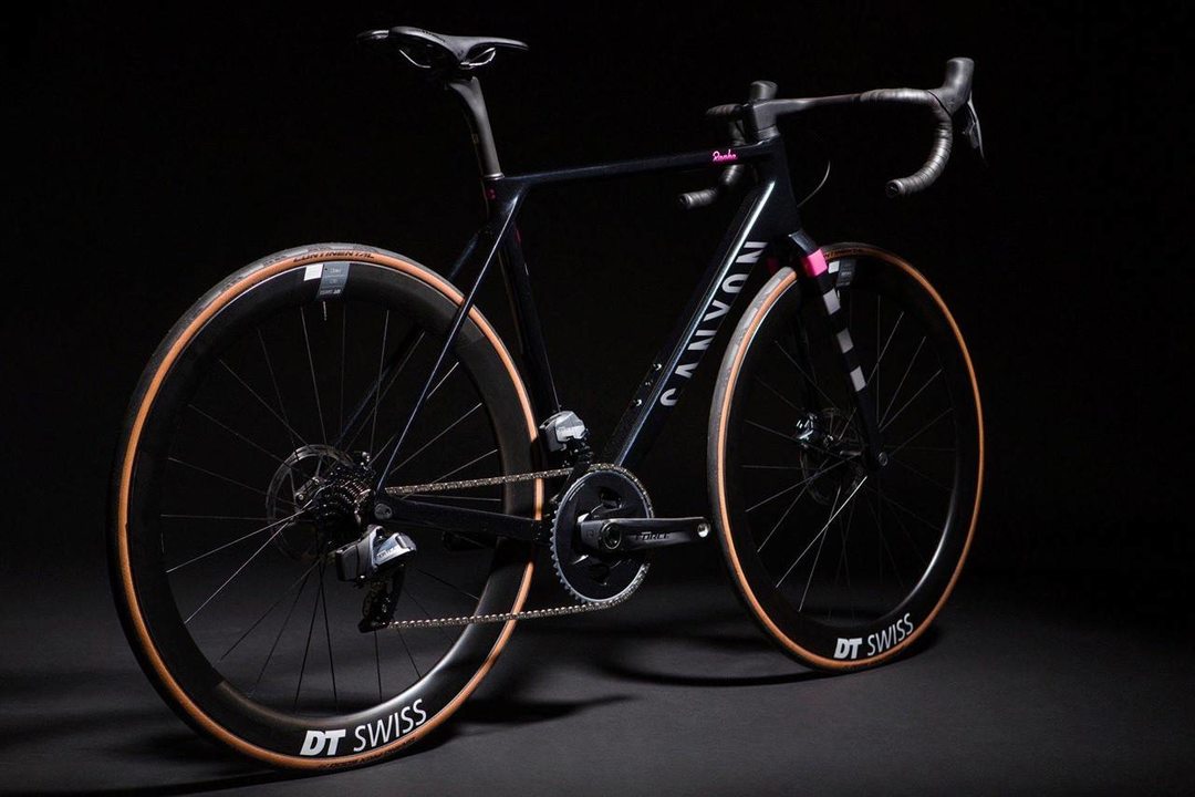 Rapha x Canyon 打造“单车界超级跑车” Ultimate CF SL 8 Disc RCC