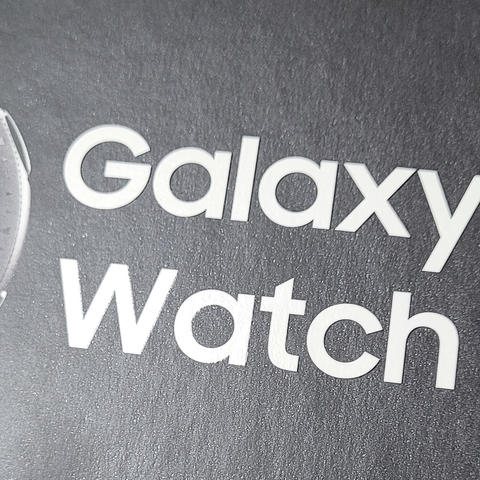 热乎的Galaxy watch 开箱记录，搭上969的车