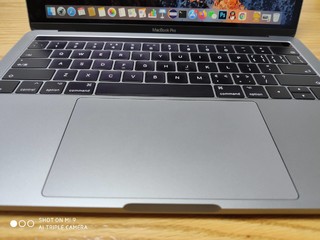 陪伴我4年的macbook pro