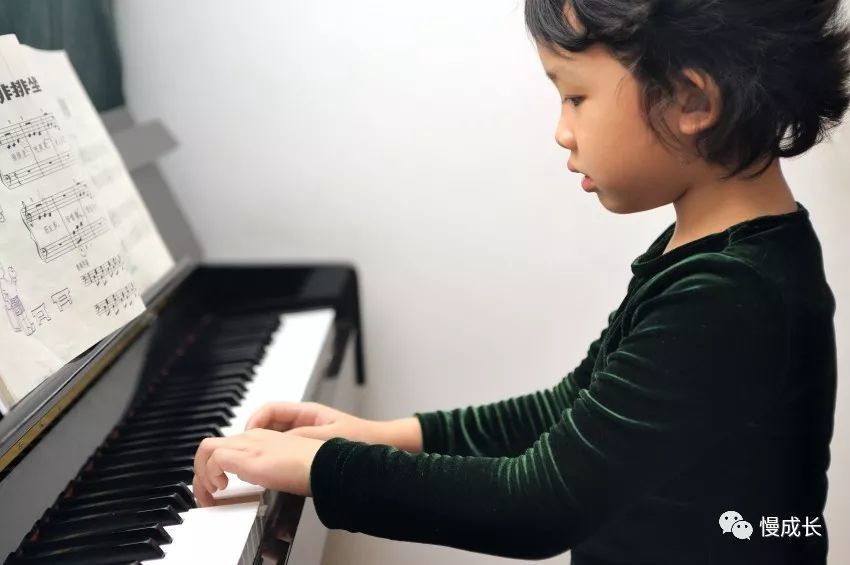 我带孩子上钢琴课，被老师劝退的经历 （孩子报班钢琴经验分享）