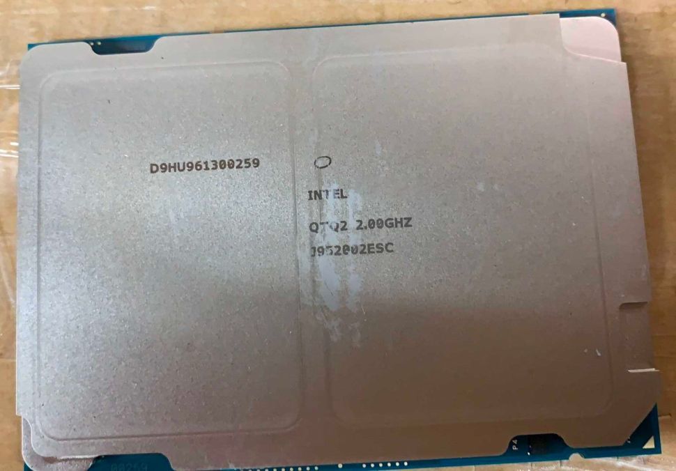 英特尔新一代服务器处理器真容曝光，支持DDR5内存和PCIe 5.0