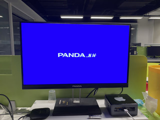熊猫显示器