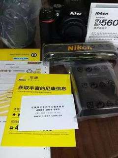 入门单反d5600