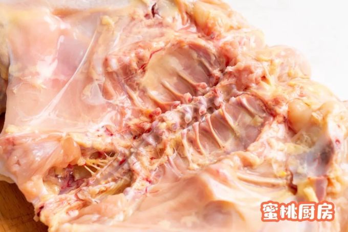冬天这样吃鸡比炖的香10倍简单一夹就脱骨嫩上天了