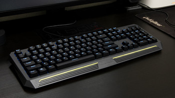 队长外设吧 篇二十：能文能武--雷神游戏机械键盘KG8104小测