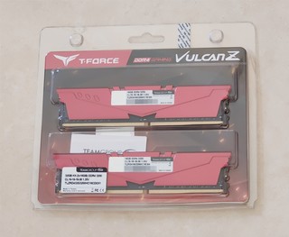 十铨火神DDR4-3200内存条