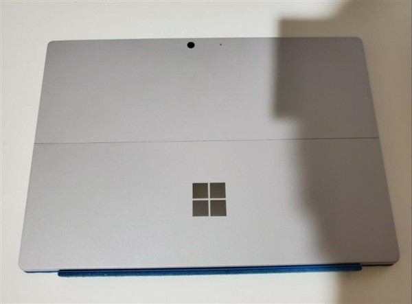 酷睿i7、顶配售价可能超2万：曝微软Surface Pro 8部分细节