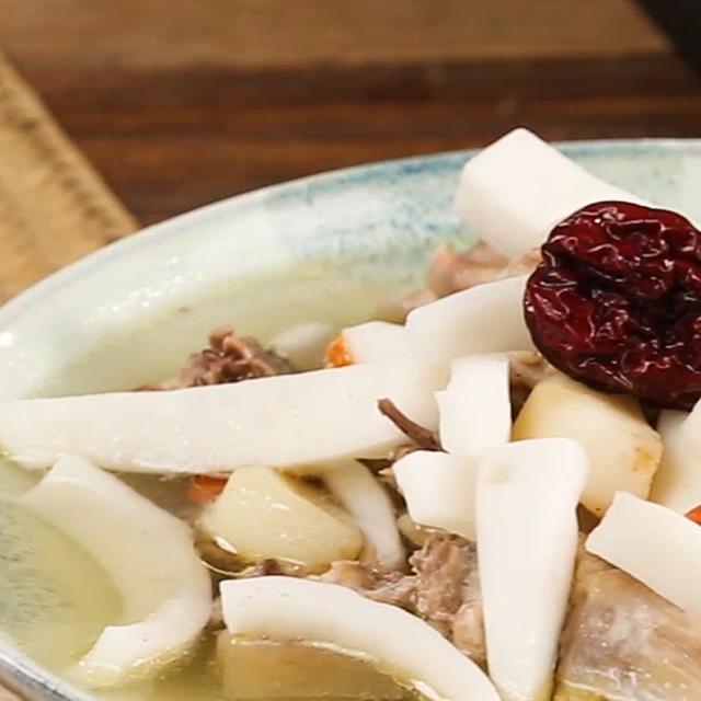 寒风起，要吃鸡，汤鲜肉嫩的海南椰子鸡陪你过冬