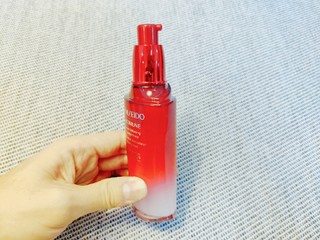 资生堂Shiseido红妍肌活面部精华露
