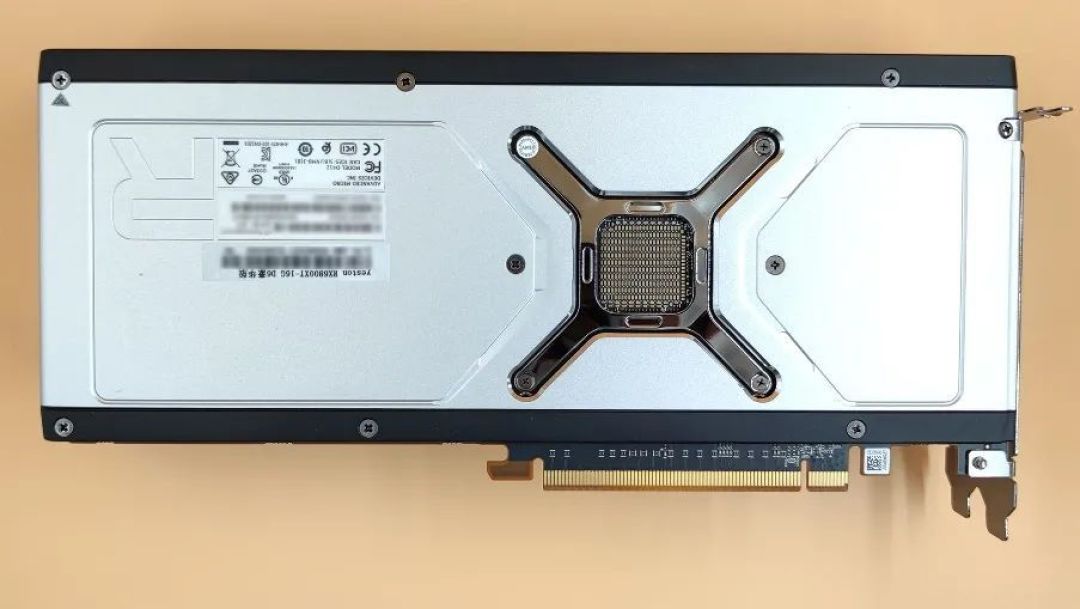 苏妈时隔5年的回归6800xtvs3080简单测试