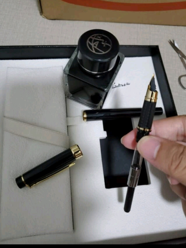 优选picasso 毕加索 5505 钢笔礼盒 (金夹黑色,0.5mm,礼盒装)