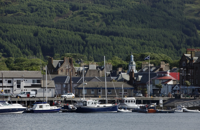怎么过圣诞才上道喝着这款雪莉双桶来一次坎贝尔镇之旅吧
