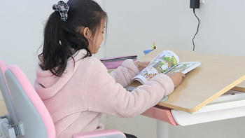 孩子学习必备装备，高低可调+舒适坐姿，乐歌EC2学习桌椅套装体验