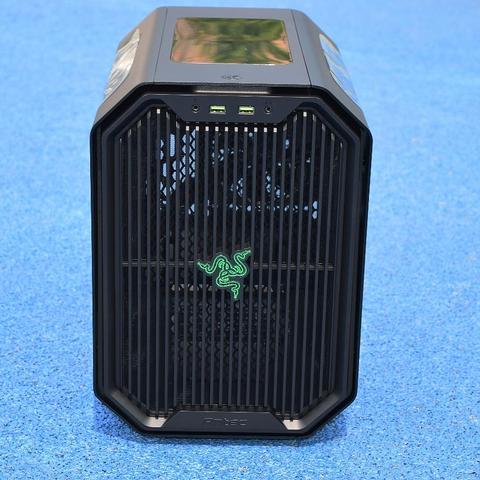 最不像ITX机箱的ITX机箱，支持240水冷与ATX电源的安钛克Cube-Razer 雷蛇版