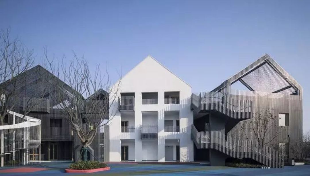 来自火星的幼儿园马岩松又一新作建成网友国内幼儿园再也不辣眼了