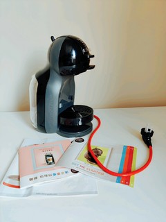 多趣酷思小企鹅咖啡机，使用方便的胶囊机！
